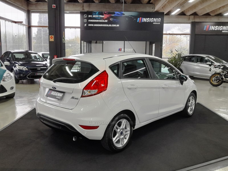 FIESTA 1.6 SEL HATCH 16V FLEX 4P AUTOMÁTICO - 2018 - CAXIAS DO SUL