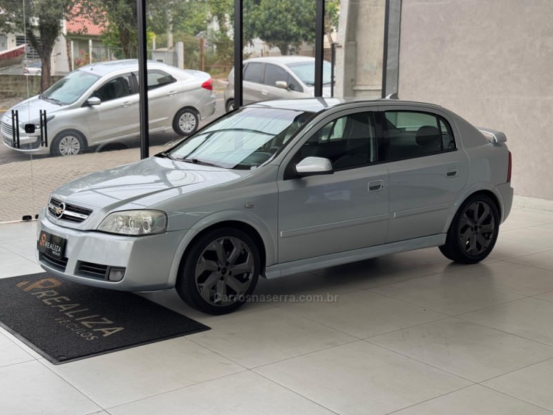 ASTRA 2.0 MPFI ADVANTAGE PLUS 8V FLEX 4P MANUAL - 2009 - SANTA CRUZ DO SUL