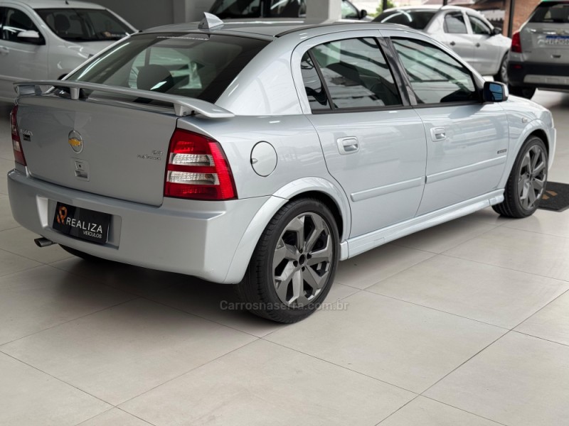 ASTRA 2.0 MPFI ADVANTAGE PLUS 8V FLEX 4P MANUAL - 2009 - SANTA CRUZ DO SUL