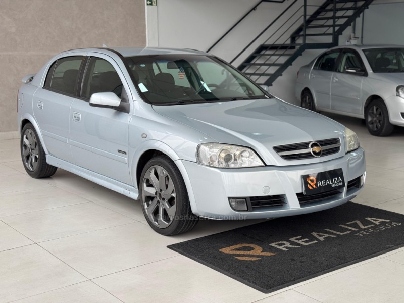 ASTRA 2.0 MPFI ADVANTAGE PLUS 8V FLEX 4P MANUAL - 2009 - SANTA CRUZ DO SUL