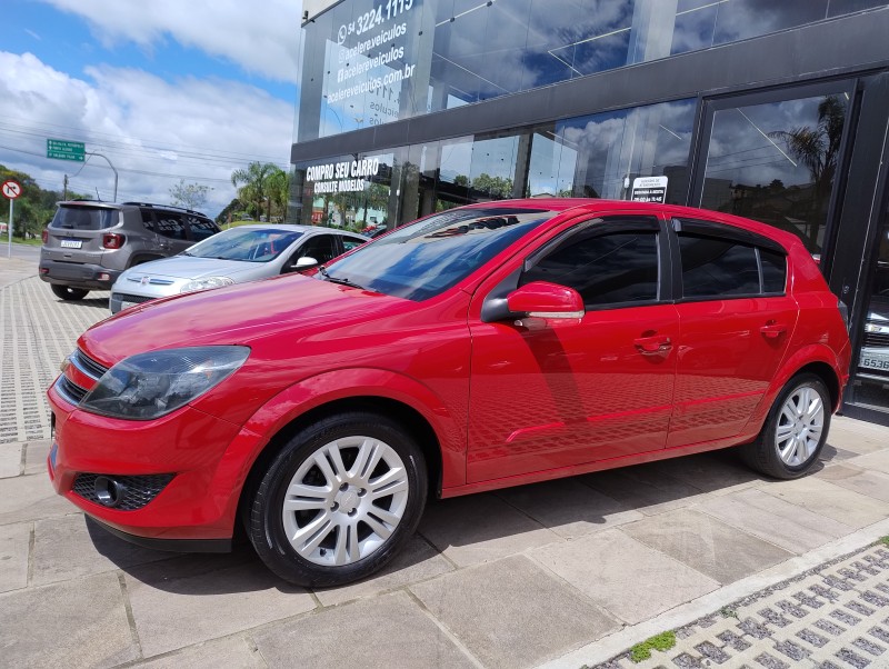 VECTRA 2.0 MPFI GT HATCH 8V FLEX 4P MANUAL