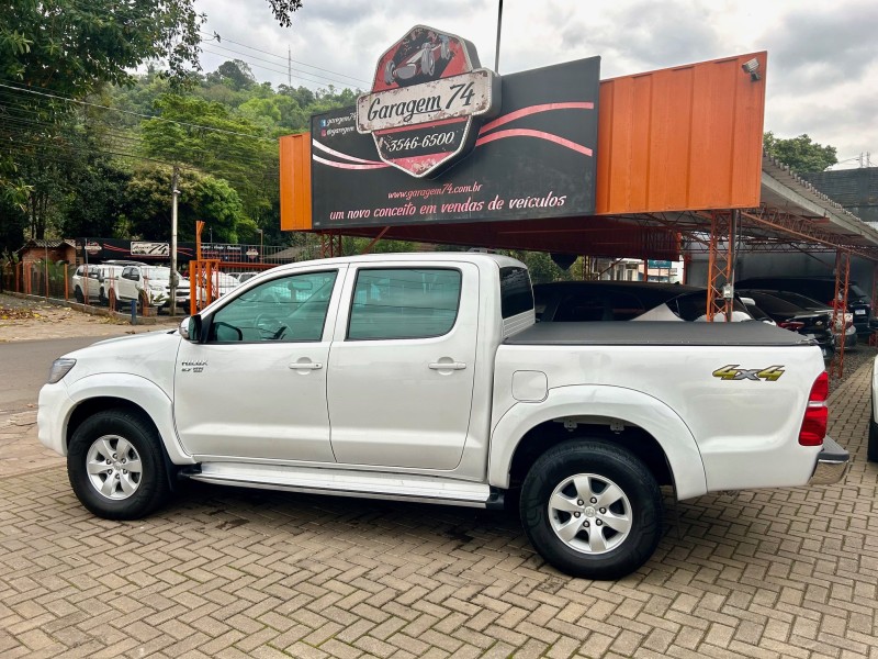 HILUX 2.7 SRV 4X4 CD 16V FLEX 4P AUTOMÁTICO - 2014 - TRêS COROAS