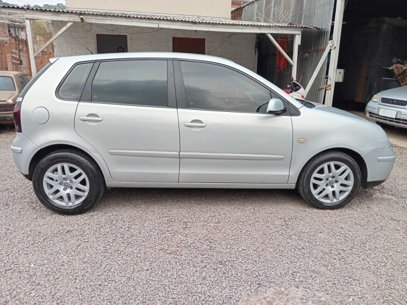 POLO 1.6 MI 8V GASOLINA 4P MANUAL - 2005 - CAXIAS DO SUL