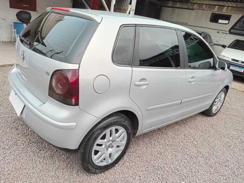 POLO 1.6 MI 8V GASOLINA 4P MANUAL - 2005 - CAXIAS DO SUL