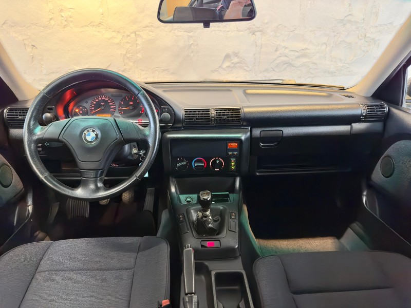 318I 1.8 COMPACT 16V GASOLINA 2P MANUAL - 1995 - CAXIAS DO SUL