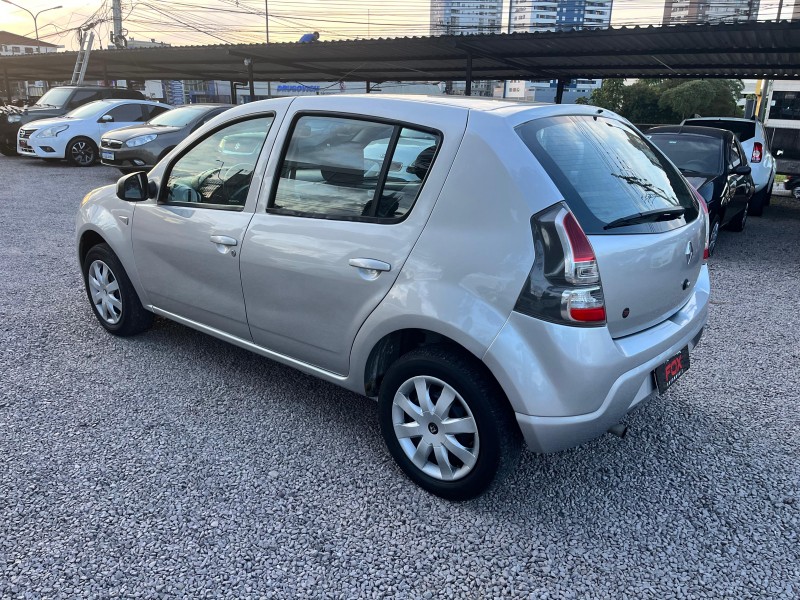 SANDERO 1.0 EXPRESSION 16V FLEX 4P MANUAL - 2014 - CAXIAS DO SUL