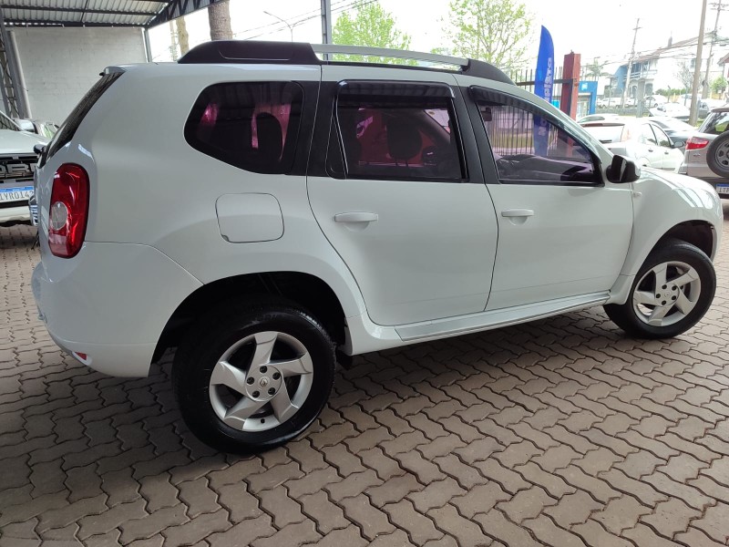 DUSTER 1.6 DYNAMIQUE 4X2 16V FLEX 4P MANUAL - 2013 - CAXIAS DO SUL