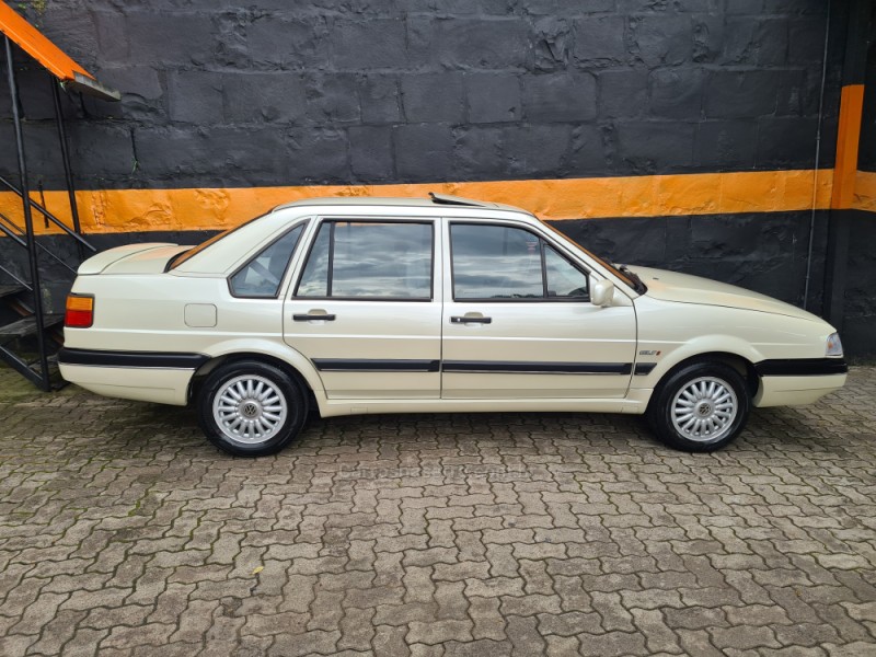 SANTANA 2.0 GLSI 8V GASOLINA 4P MANUAL - 1994 - CAXIAS DO SUL