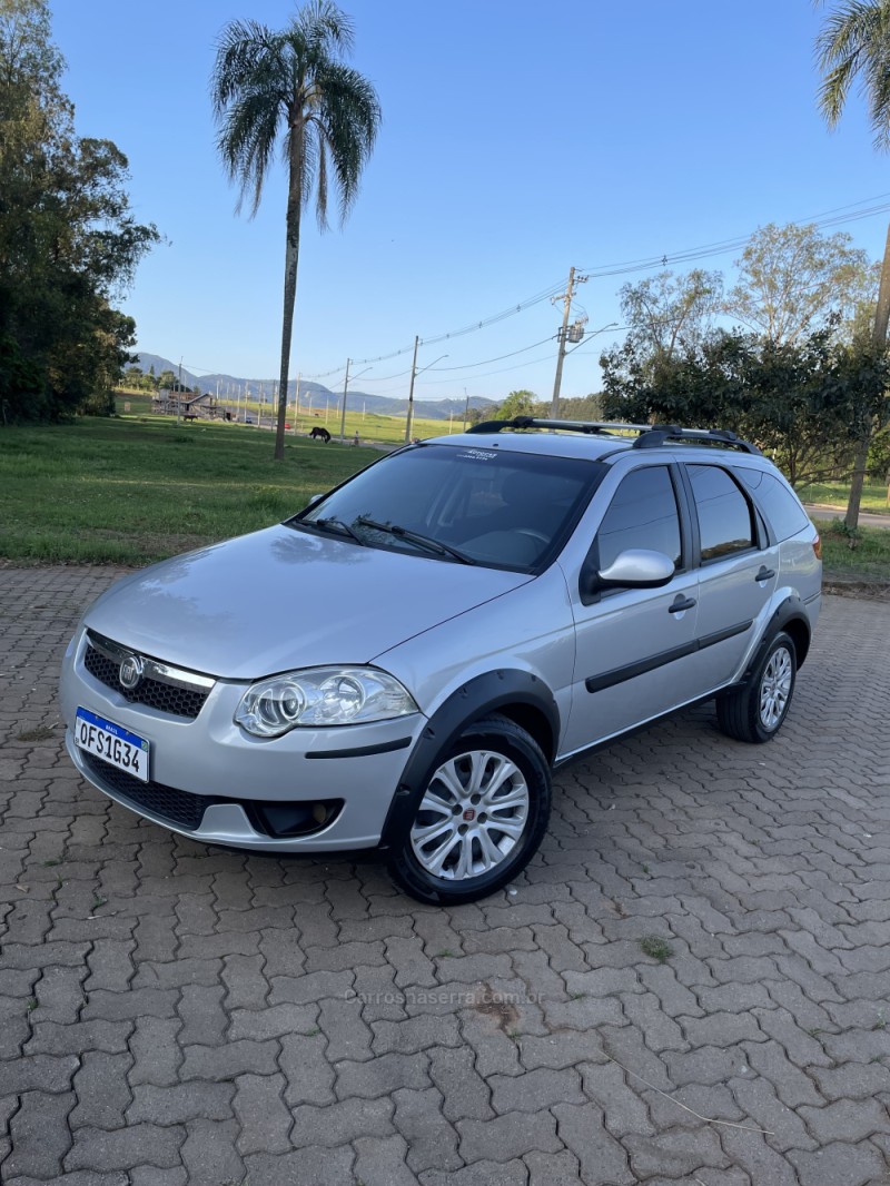 PALIO 1.6 TREKKING WEEKEND 16V FLEX 4P MANUAL - 2014 - ARROIO DO MEIO