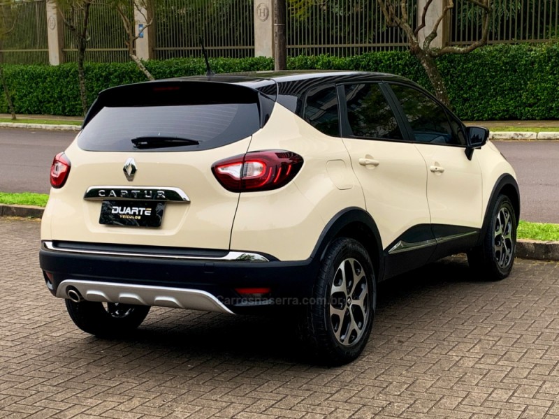 CAPTUR 1.6 16V FLEX INTENSE AUTOMÁTICO - 2019 - PORTO ALEGRE