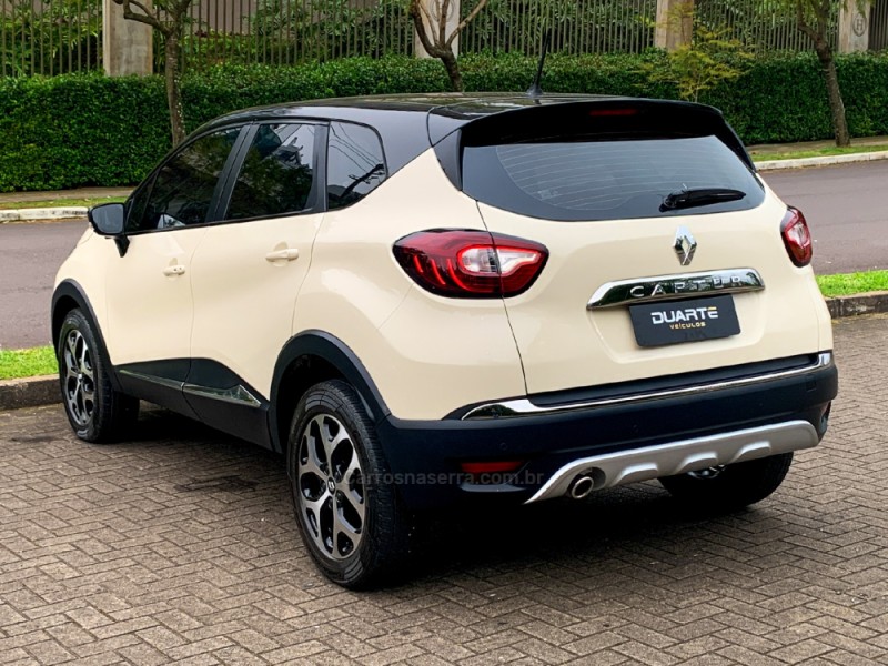 CAPTUR 1.6 16V FLEX INTENSE AUTOMÁTICO - 2019 - PORTO ALEGRE