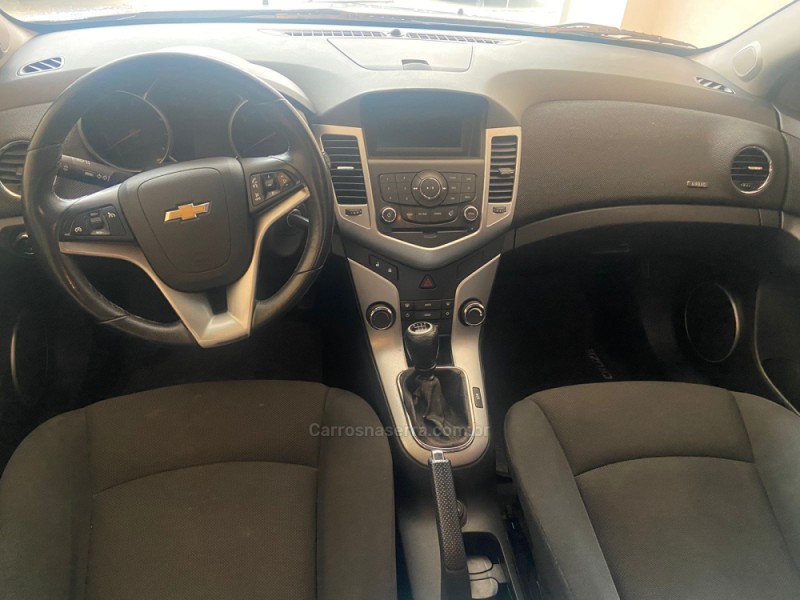 CRUZE 1.8 LT 16V FLEX 4P MANUAL - 2014 - CANELA