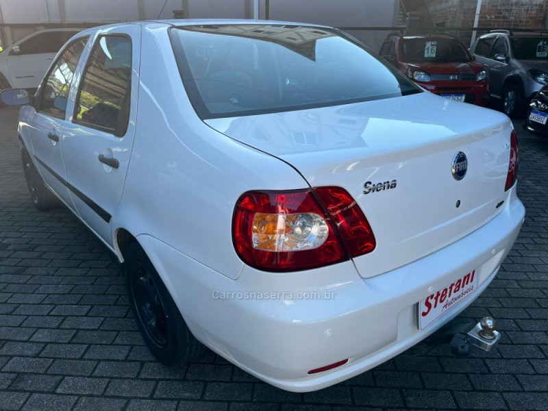 SIENA 1.0 MPI FIRE 8V FLEX 4P MANUAL - 2007 - FELIZ