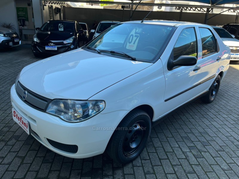 SIENA 1.0 MPI FIRE 8V FLEX 4P MANUAL - 2007 - FELIZ