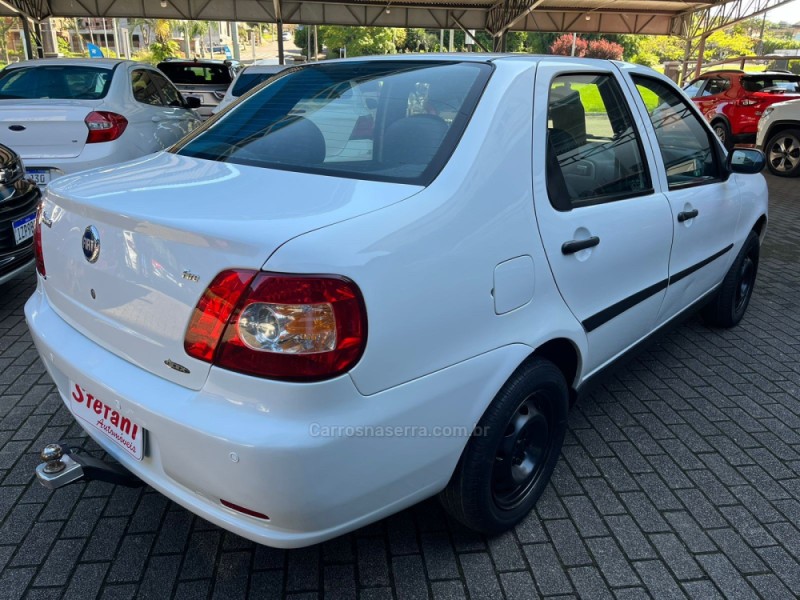 SIENA 1.0 MPI FIRE 8V FLEX 4P MANUAL - 2007 - FELIZ