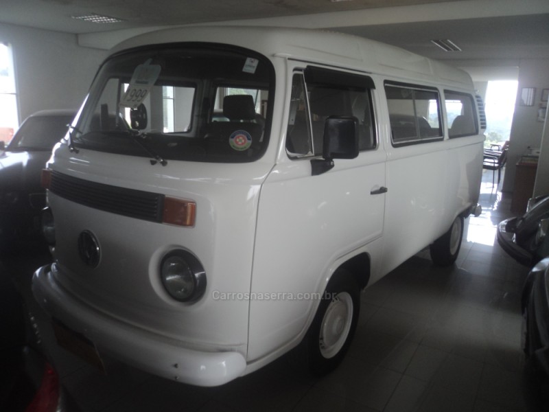 kombi 1.6 std 8v gasolina 3p manual 1999 farroupilha