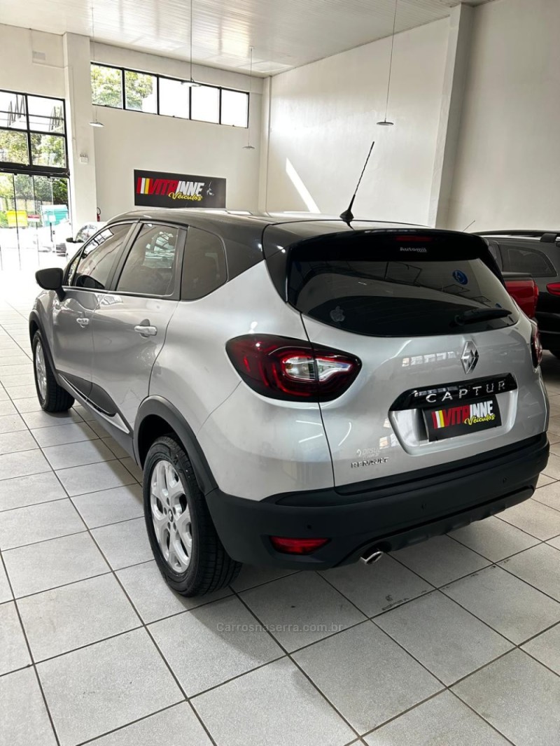 CAPTUR 1.6 LIFE 16V FLEX 4P AUTOMÁTICO - 2019 - CAXIAS DO SUL