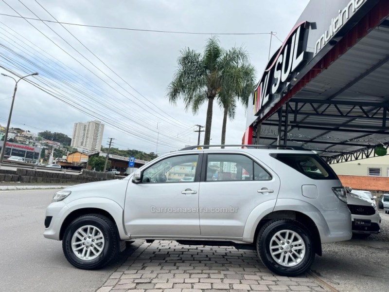 HILUX SW4 2.7 SR 4X2 16V FLEX 4P AUTOMÁTICO - 2013 - CAXIAS DO SUL