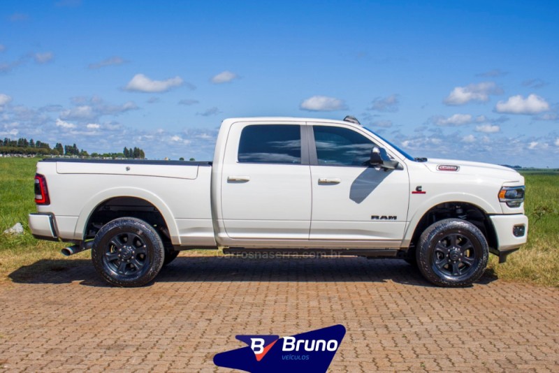 3500 LARAMIE 6.7 CD 4X4 TURBO DIESEL 4P AUTOMÁTICO - 2022 - PALMEIRA DAS MISSõES