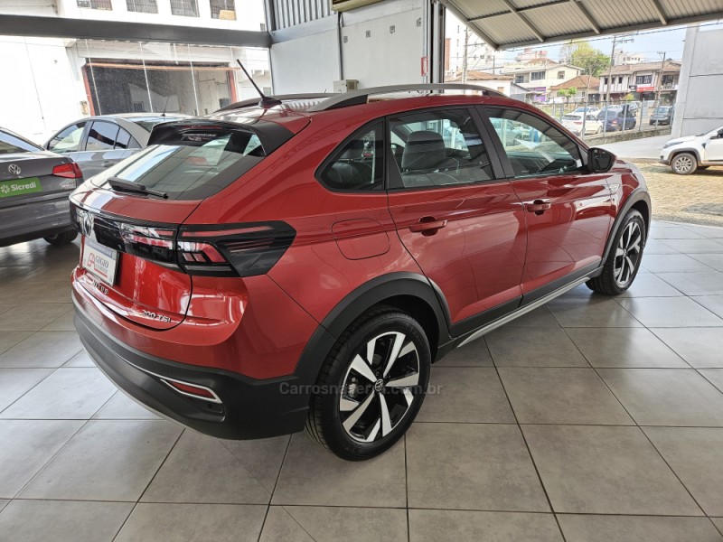 NIVUS 1.0 TSI HIGHLINE FLEX 4P AUTOMÁTICO - 2022 - TAPEJARA