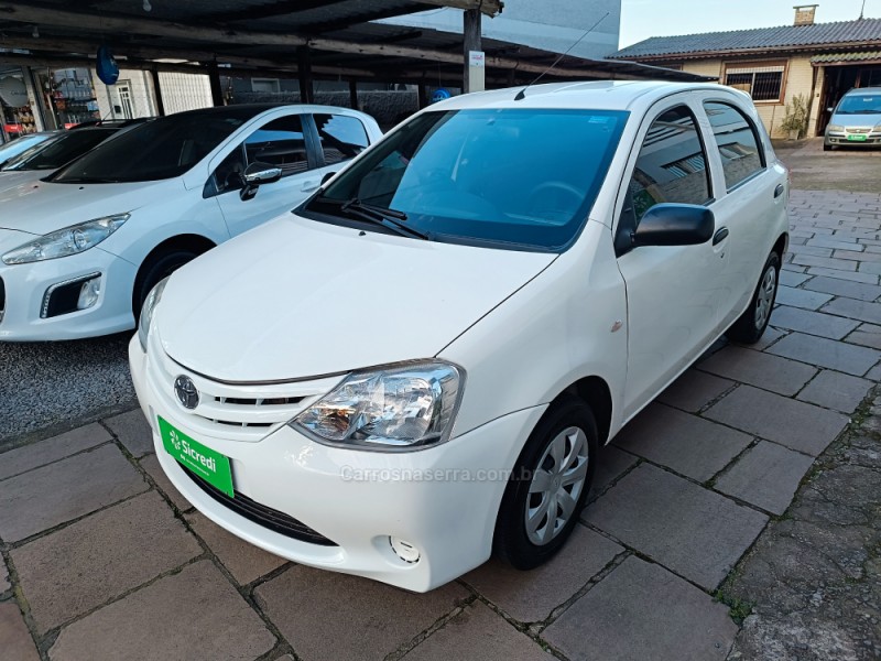 ETIOS 1.3 X 16V FLEX 4P MANUAL - 2013 - BENTO GONçALVES