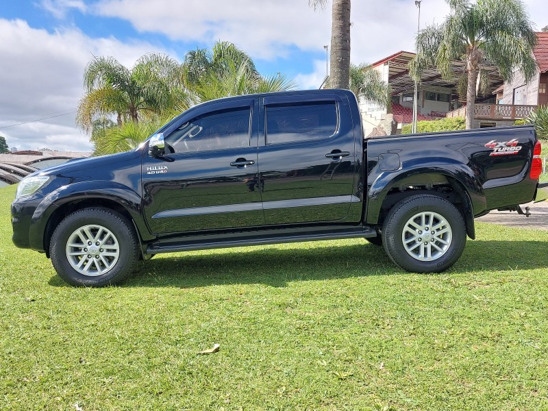 HILUX 3.0 SRV 4X4 CD 16V TURBO INTERCOOLER DIESEL 4P AUTOMÁTICO - 2015 - CAXIAS DO SUL