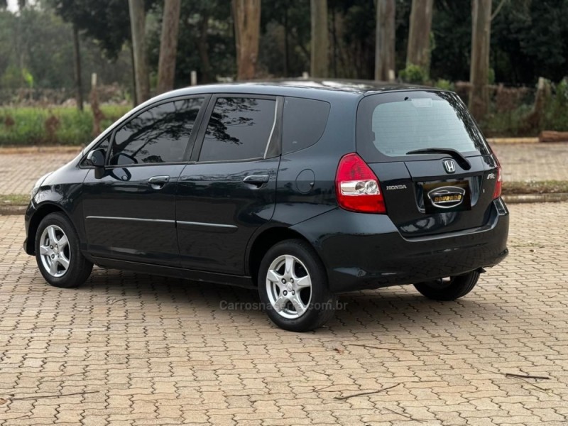 FIT 1.4 LX 8V GASOLINA 4P AUTOMÁTICO - 2008 - GRAMADO