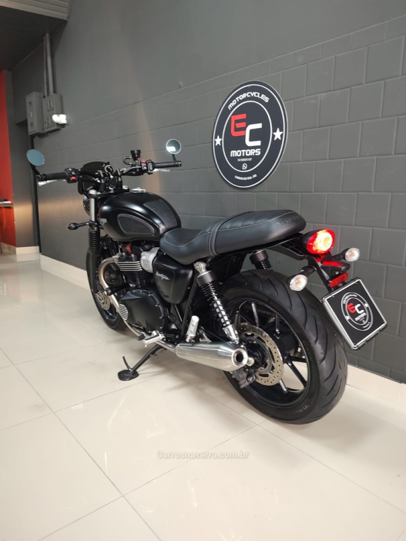 STREET TWIN  - 2017 - CAXIAS DO SUL