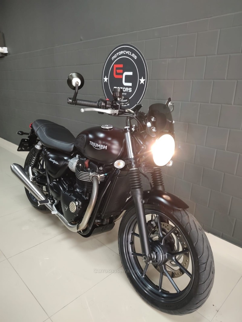 STREET TWIN  - 2017 - CAXIAS DO SUL