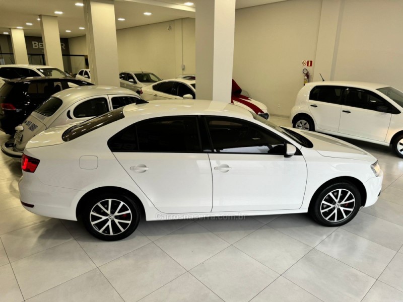 JETTA 2.0 COMFORTLINE FLEX 4P TIPTRONIC - 2014 - SALVADOR DO SUL