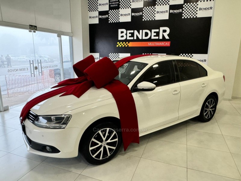 JETTA 2.0 COMFORTLINE FLEX 4P TIPTRONIC - 2014 - SALVADOR DO SUL