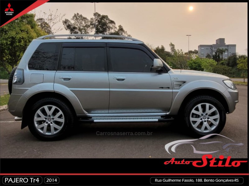 PAJERO TR4 2.0 4X4 16V 140CV FLEX 4P AUTOMÁTICO - 2014 - BENTO GONçALVES