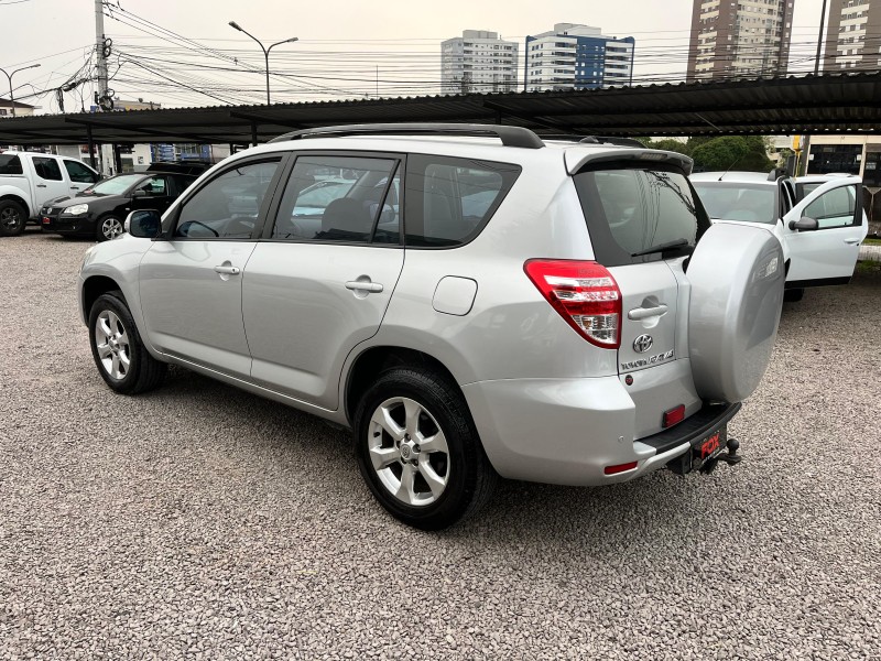 RAV4 2.4 4X2 16V GASOLINA 4P AUTOMÁTICO - 2011 - CAXIAS DO SUL