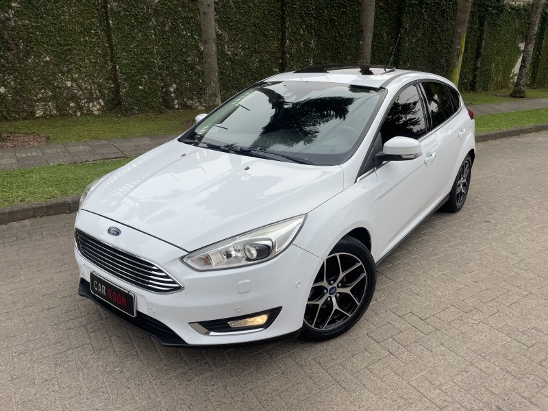 FOCUS 2.0 TITANIUM PLUS 16V FLEX 4P AUTOMÁTICO - 2016 - CAXIAS DO SUL