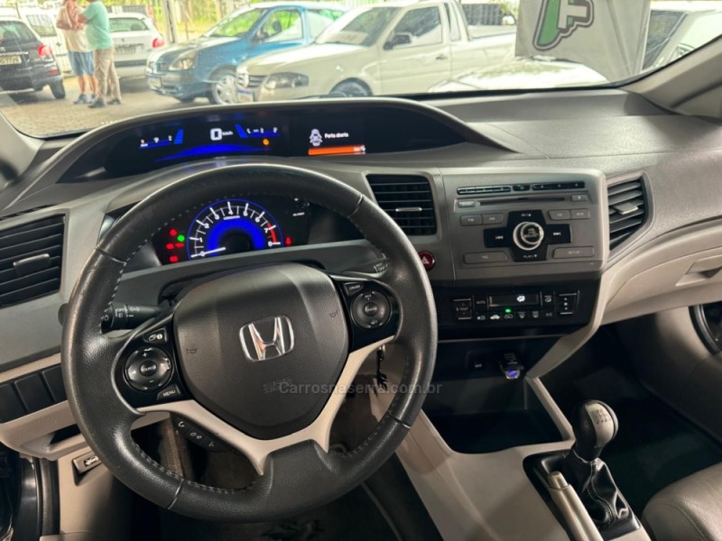 CIVIC 1.8 LXS 16V FLEX 4P MANUAL - 2014 - CAXIAS DO SUL