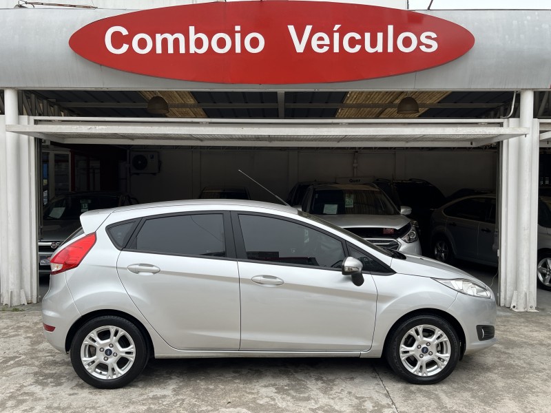 FIESTA 1.6 SE HATCH 16V FLEX 4P AUTOMÁTICO - 2015 - CAXIAS DO SUL