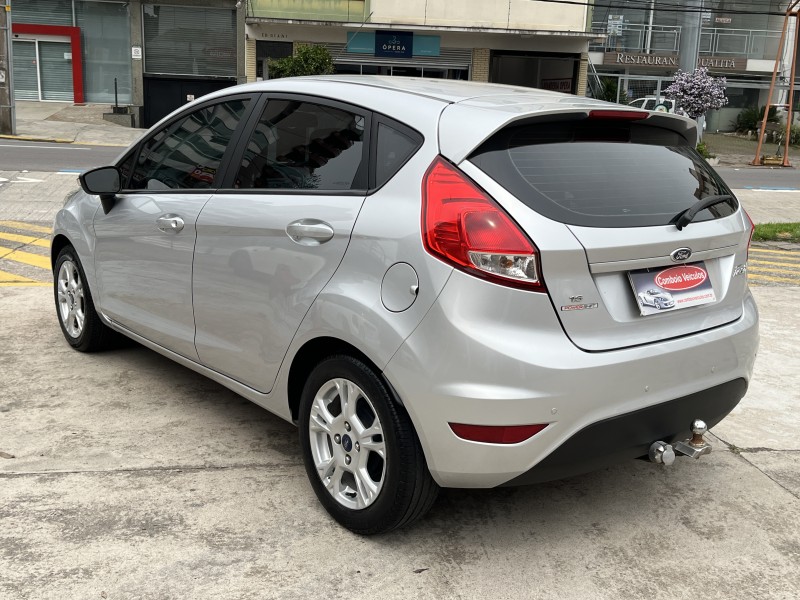 FIESTA 1.6 SE HATCH 16V FLEX 4P AUTOMÁTICO - 2015 - CAXIAS DO SUL