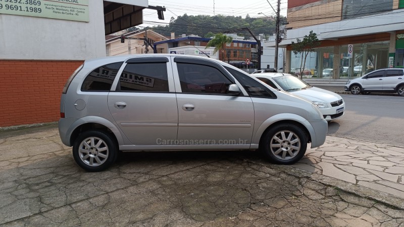 MERIVA 1.4 MPFI MAXX 8V ECONO.FLEX 4P MANUAL - 2011 - FLORES DA CUNHA