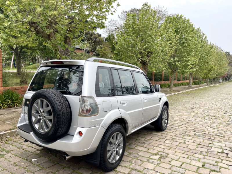 PAJERO TR4 2.0 4X4 16V 140CV FLEX 4P MANUAL - 2010 - BENTO GONçALVES