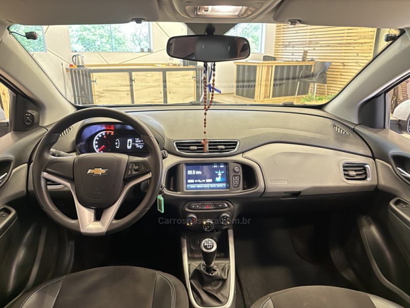 ONIX 1.4 MPFI LT 8V FLEX 4P MANUAL - 2019 - FARROUPILHA