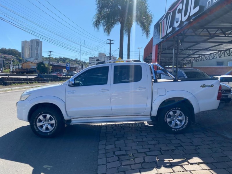 HILUX 2.7 SRV 4X4 CD 16V FLEX 4P AUTOMÁTICO - 2015 - CAXIAS DO SUL