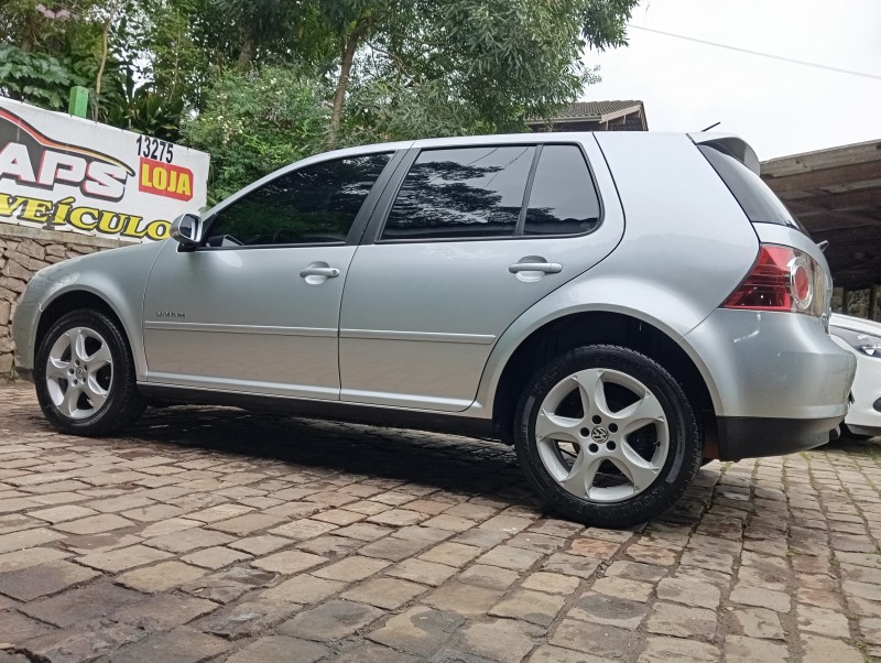 GOLF 1.6 MI SPORTLINE 8V FLEX 4P MANUAL - 2009 - CAXIAS DO SUL