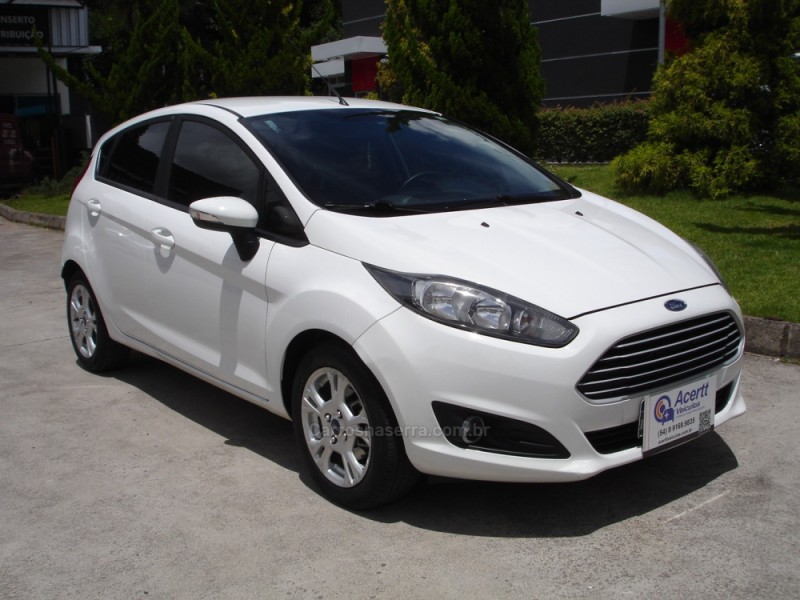 FIESTA 1.6 SE HATCH PLUS 16V FLEX 4P MANUAL - 2016 - CAXIAS DO SUL