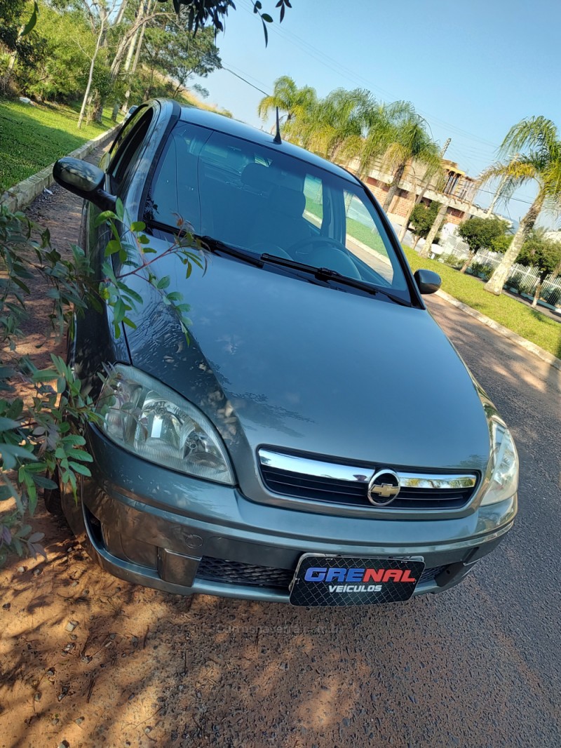 CORSA 1.4 MPFI PREMIUM SEDAN 8V FLEX 4P MANUAL - 2009 - CAMPO BOM