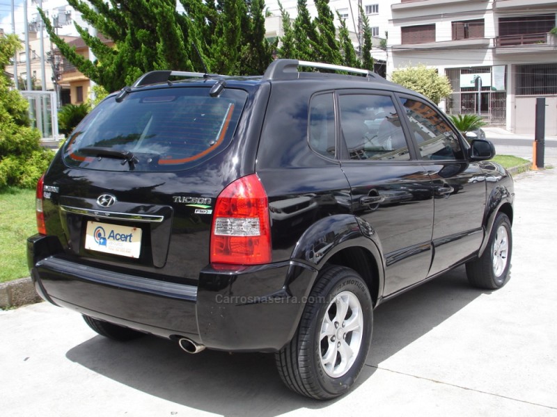 TUCSON 2.0 MPFI GLS BASE 16V 143CV 2WD FLEX 4P AUTOMÁTICO - 2014 - CAXIAS DO SUL