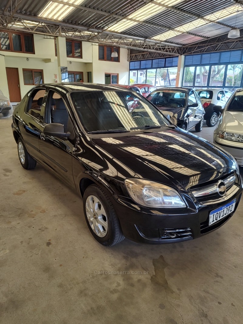 PRISMA 1.4 MPFI MAXX 8V FLEX 4P MANUAL - 2011 - CAMPO BOM