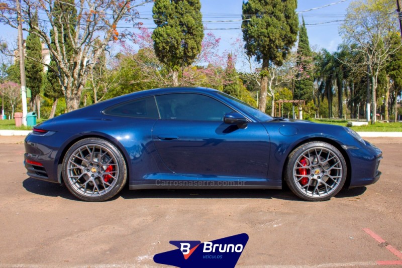 911 3.0 CARRERA S COUPE GASOLINA AUTOMÁTICO - 2021 - PALMEIRA DAS MISSõES