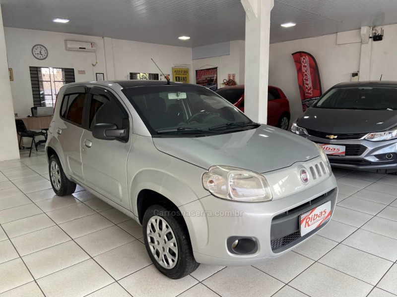 UNO 1.0 EVO VIVACE 8V FLEX 4P MANUAL - 2013 - NãO-ME-TOQUE