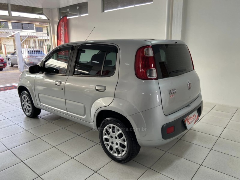 UNO 1.0 EVO VIVACE 8V FLEX 4P MANUAL - 2013 - NãO-ME-TOQUE