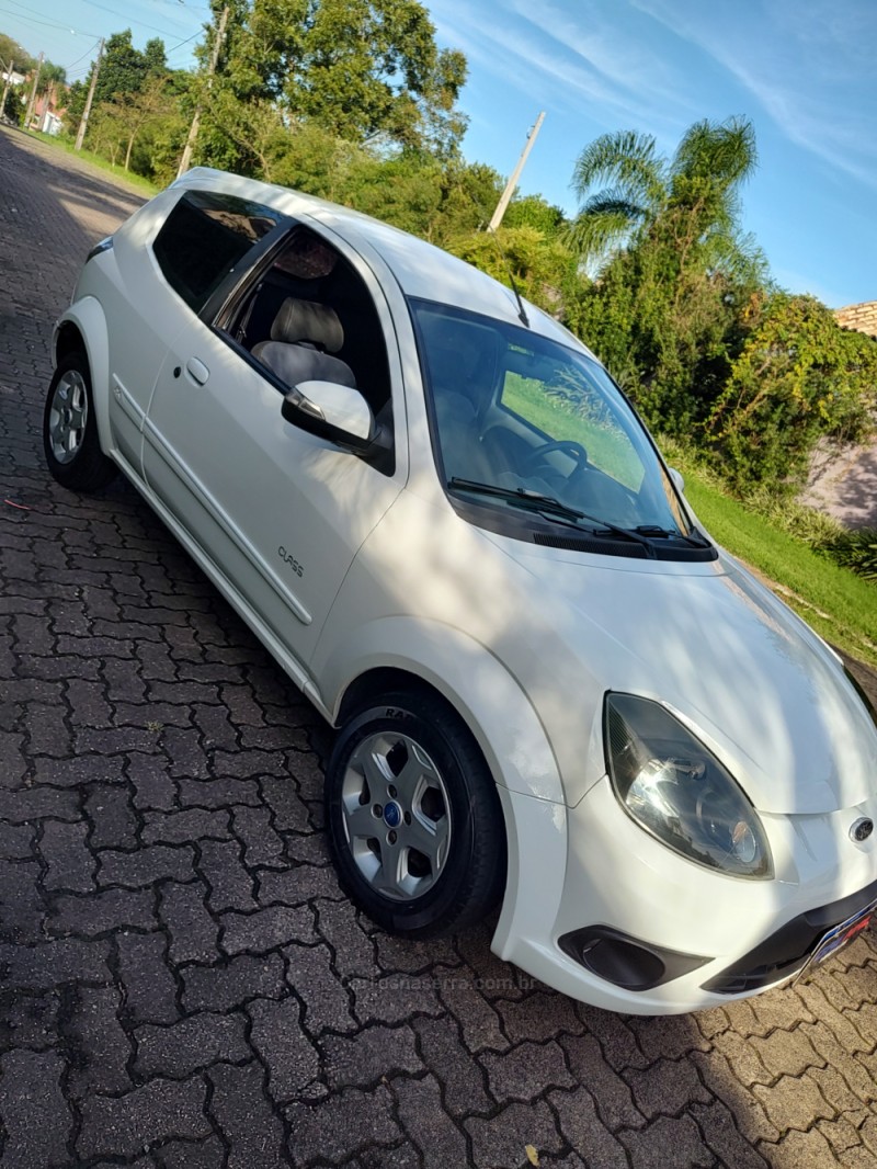 KA 1.0 MPI CLASS 8V FLEX 2P MANUAL - 2013 - CAMPO BOM